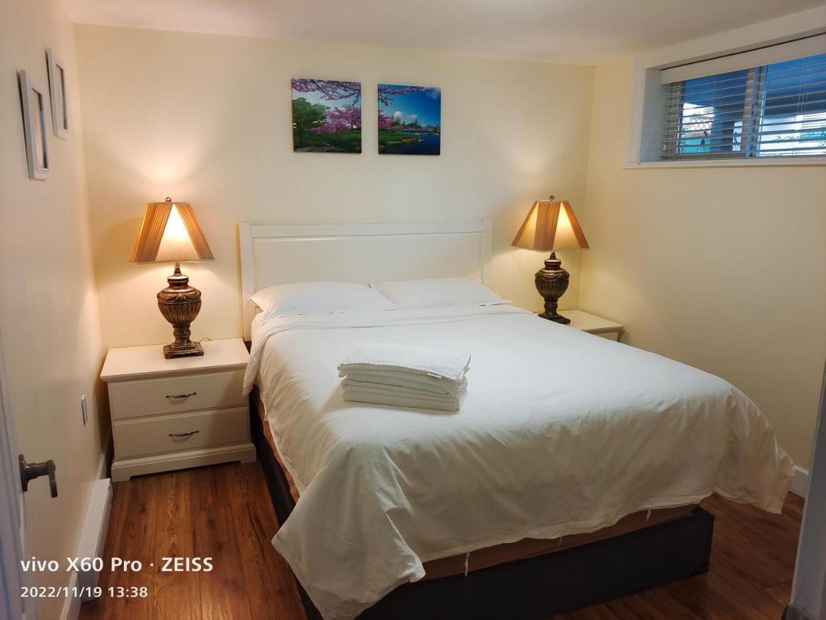 Romantic Homestay Coquitlam Exterior foto
